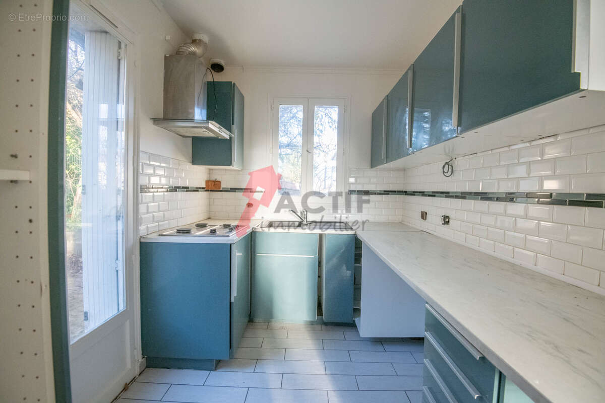 Maison à CORBEIL-ESSONNES