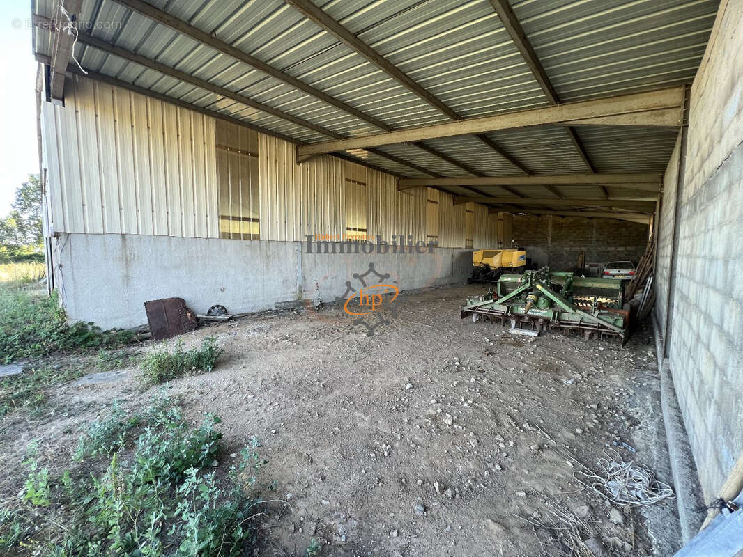 Vente hangars avec terrain Saint Victor et Melvieu - photo 5