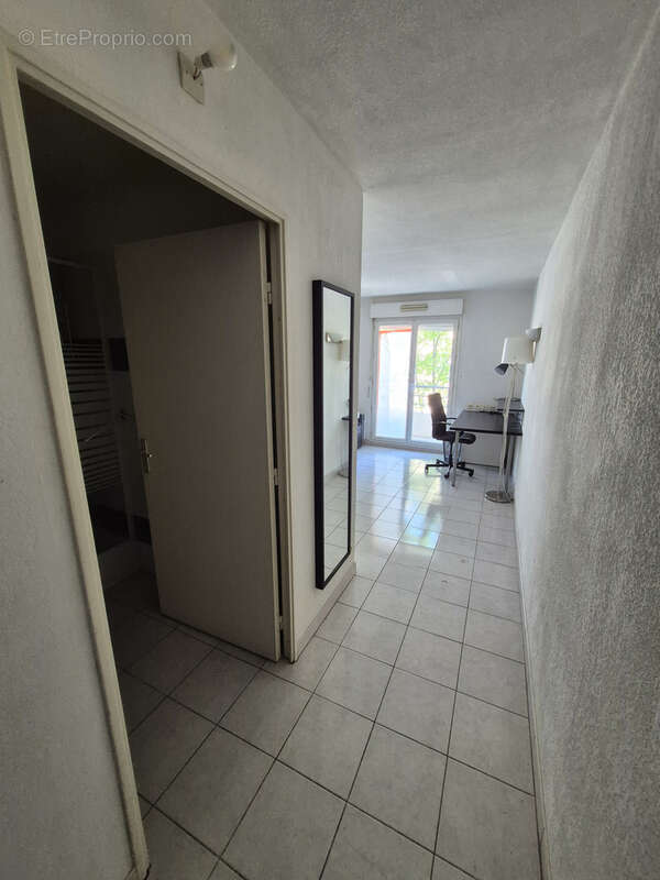 Appartement à MARSEILLE-5E