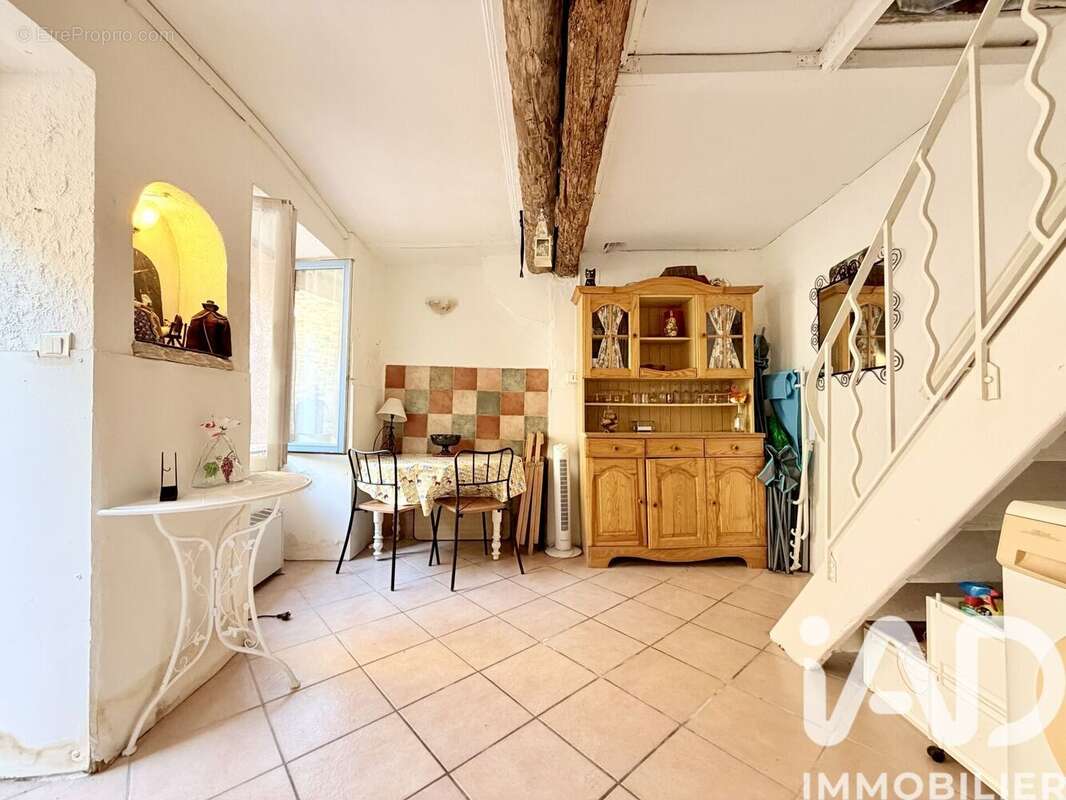 Photo 2 - Maison à ROQUEFORT-DES-CORBIERES