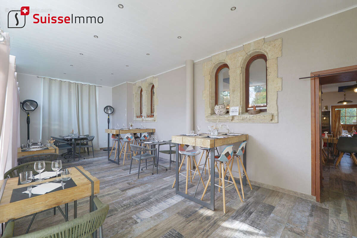 Murs + appartement T5 (+ possibilité fonds restaurant + Licence 4 ) - photo 8