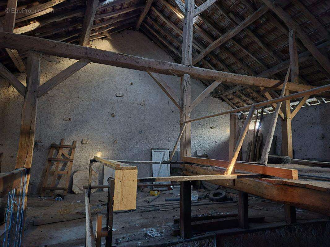 Maison à EQUEVILLEY