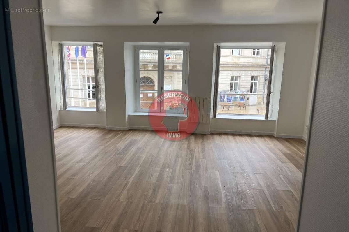 Appartement à MONTBARD