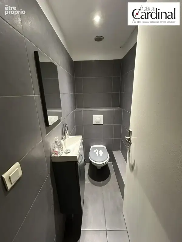 Commerce 44 m² à Marseille-4e  - photo 5