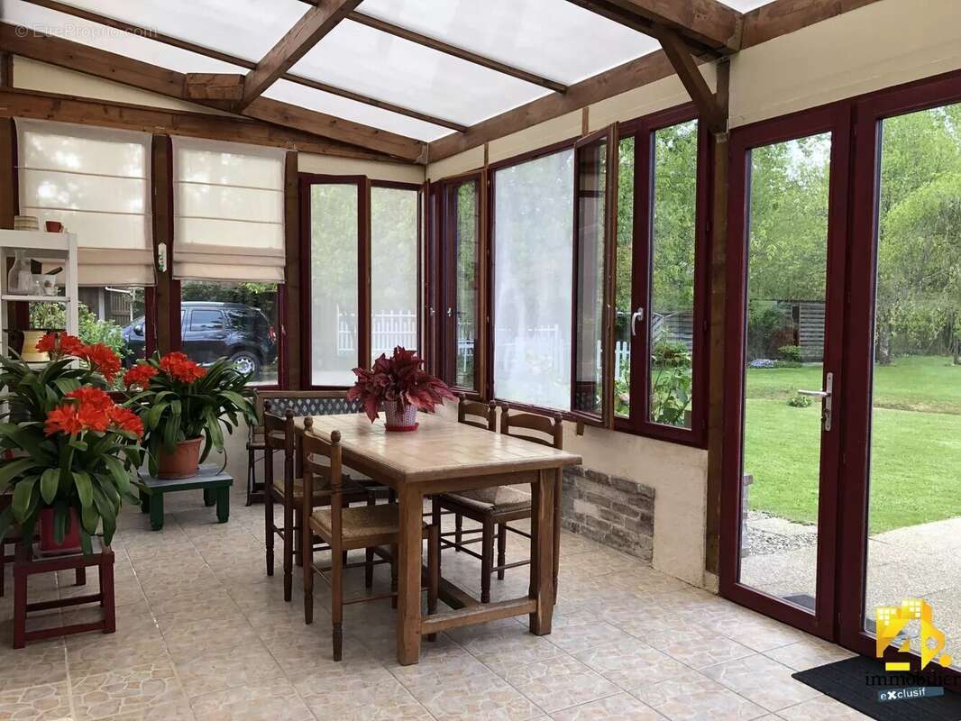 Maison à ELINCOURT-SAINTE-MARGUERITE