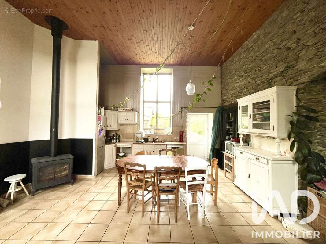 Maison 157 m² à Loperec  - photo 6