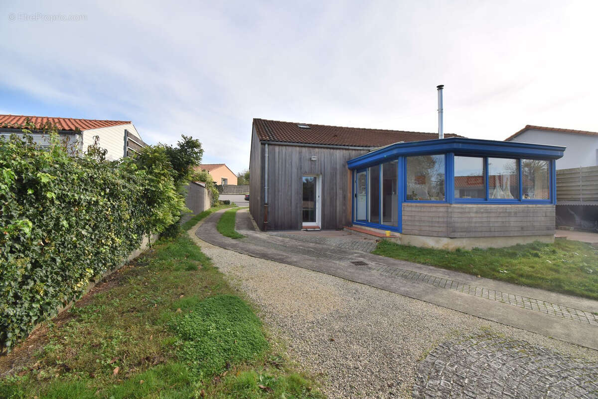 Maison à SAINT-PHILBERT-DE-BOUAINE