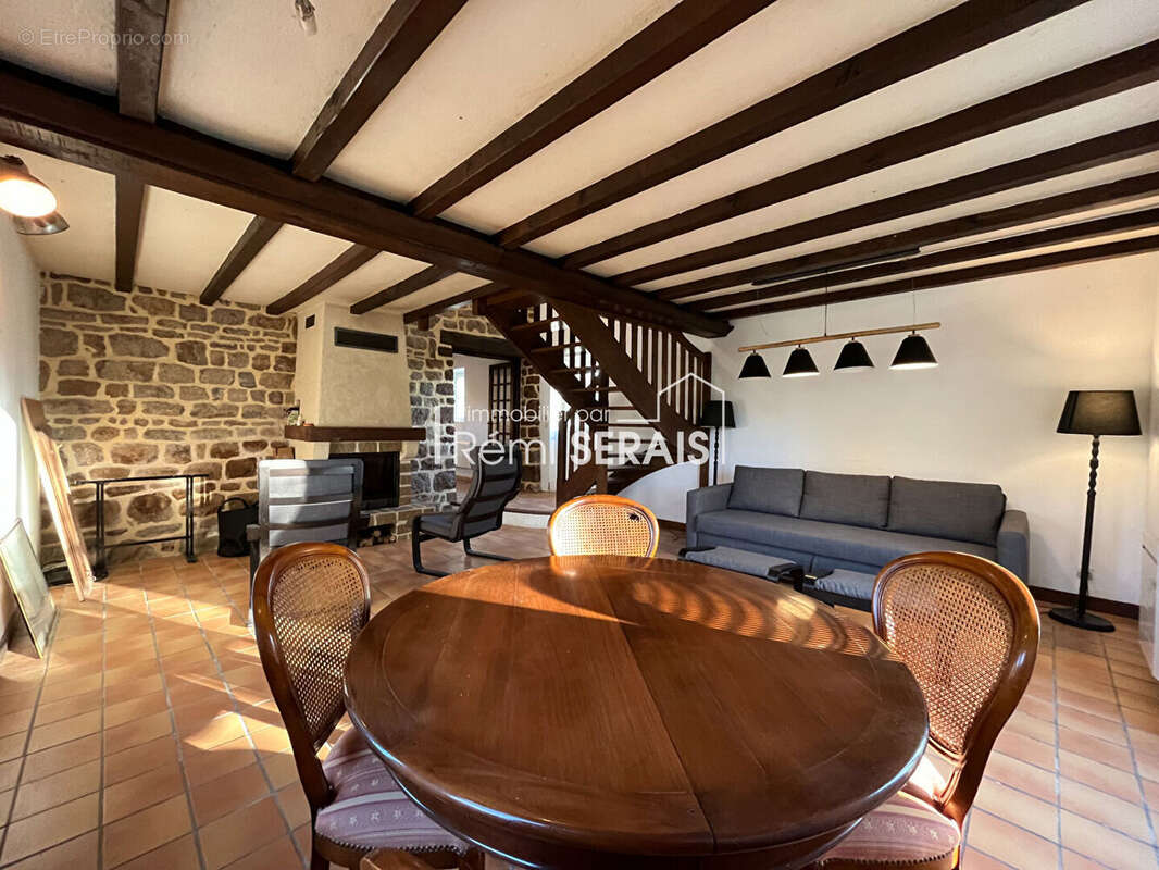 Maison à CEAUCE