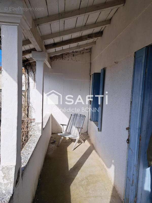 Photo 6 - Maison à CHAILLEVETTE