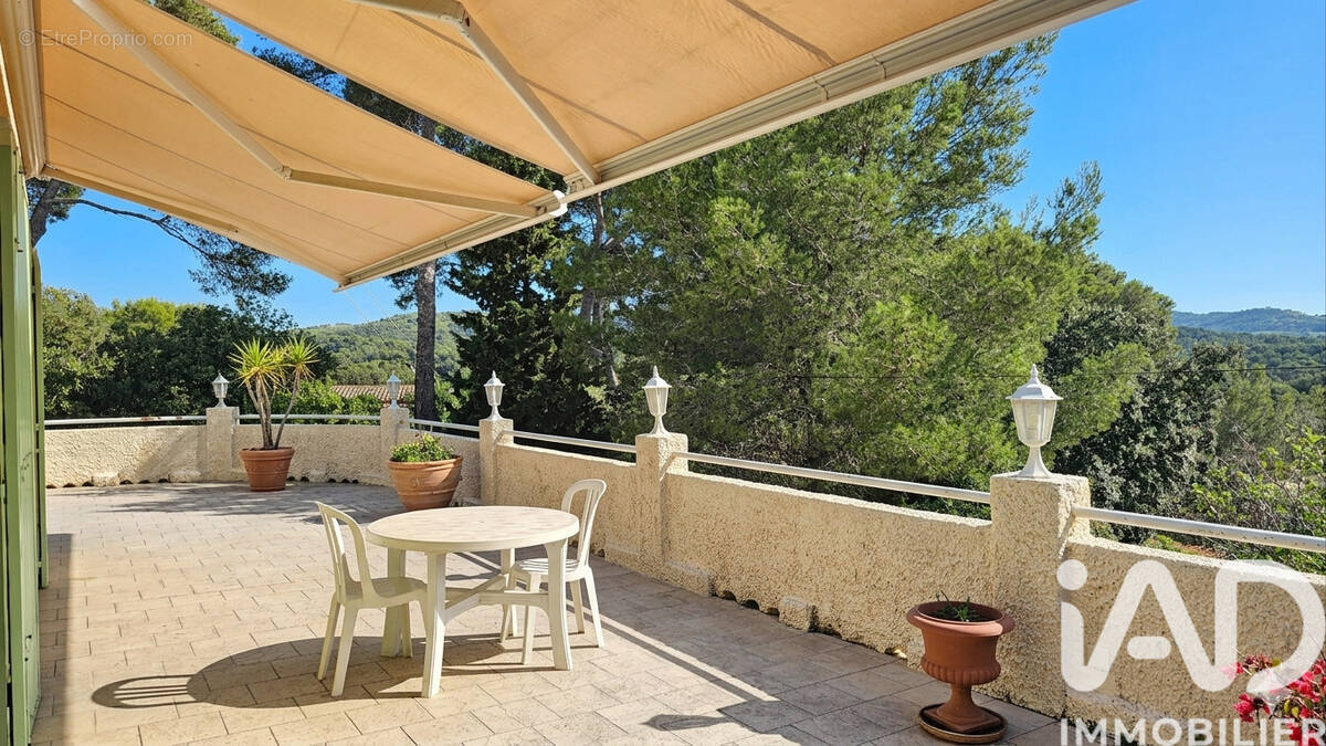 Photo 1 - Maison à SIX-FOURS-LES-PLAGES