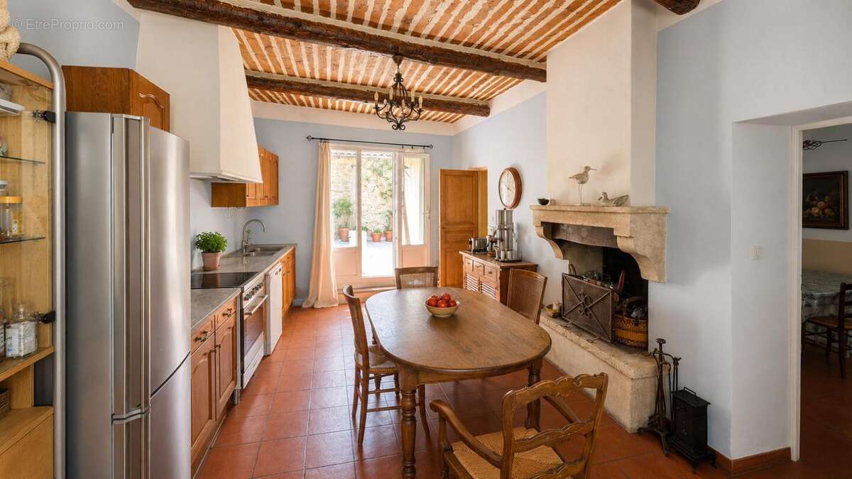 Superbe maison de village avec terrasse et cave - photo 4
