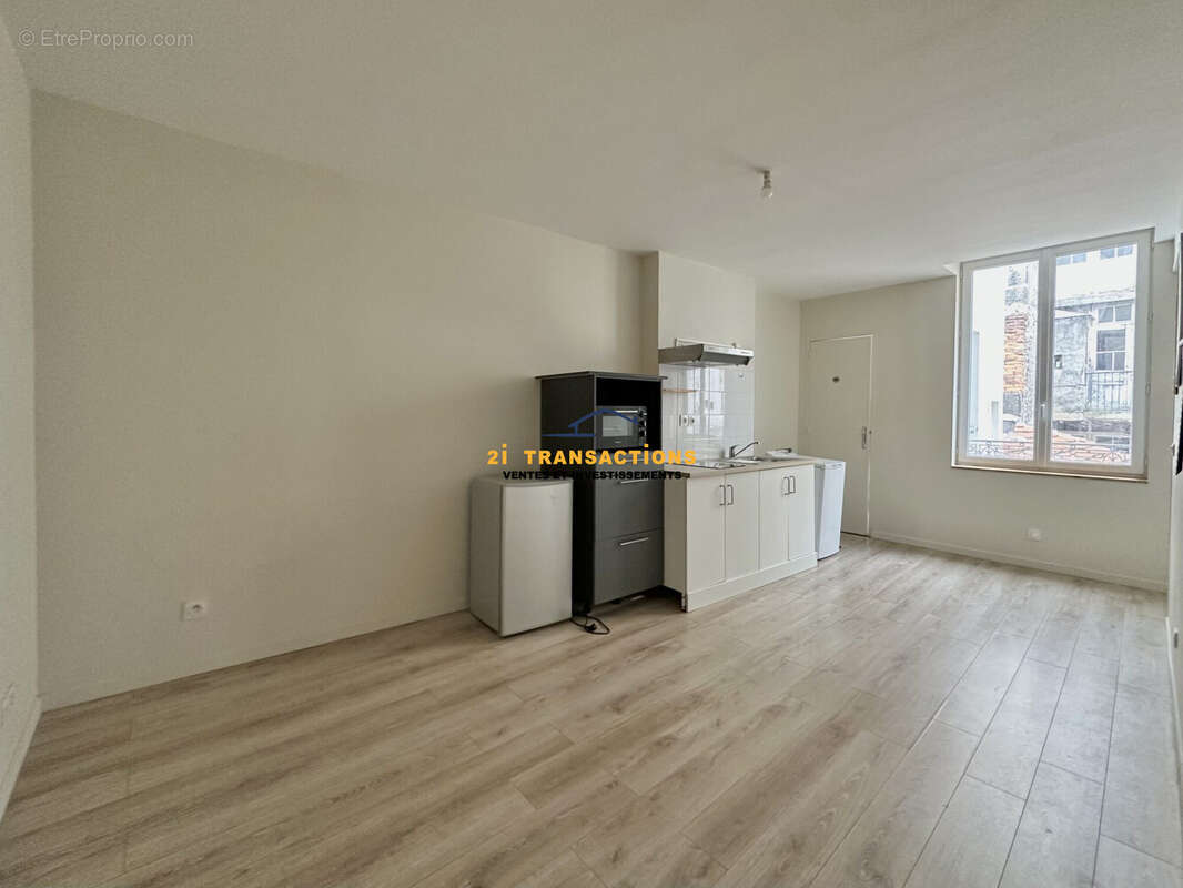 Appartement à SAINT-ETIENNE