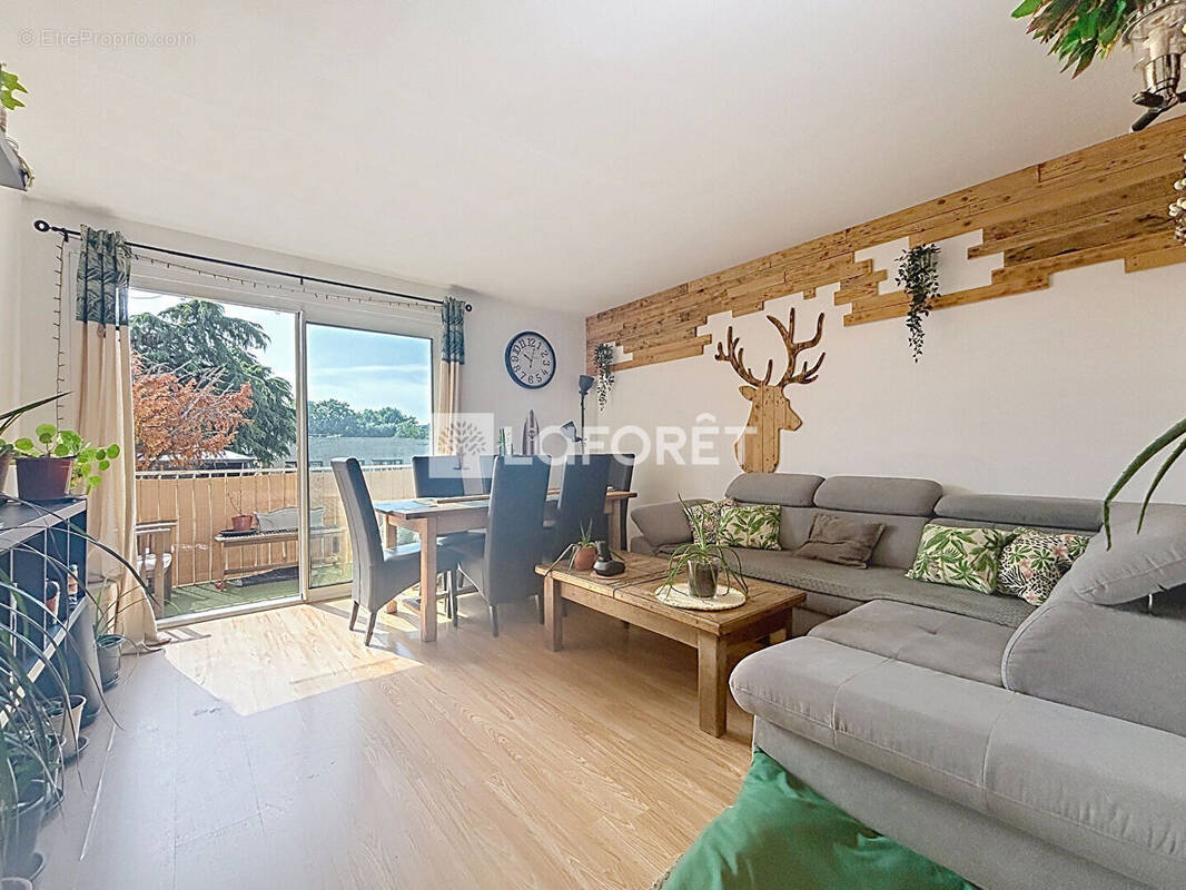Appartement à SAINT-FARGEAU-PONTHIERRY