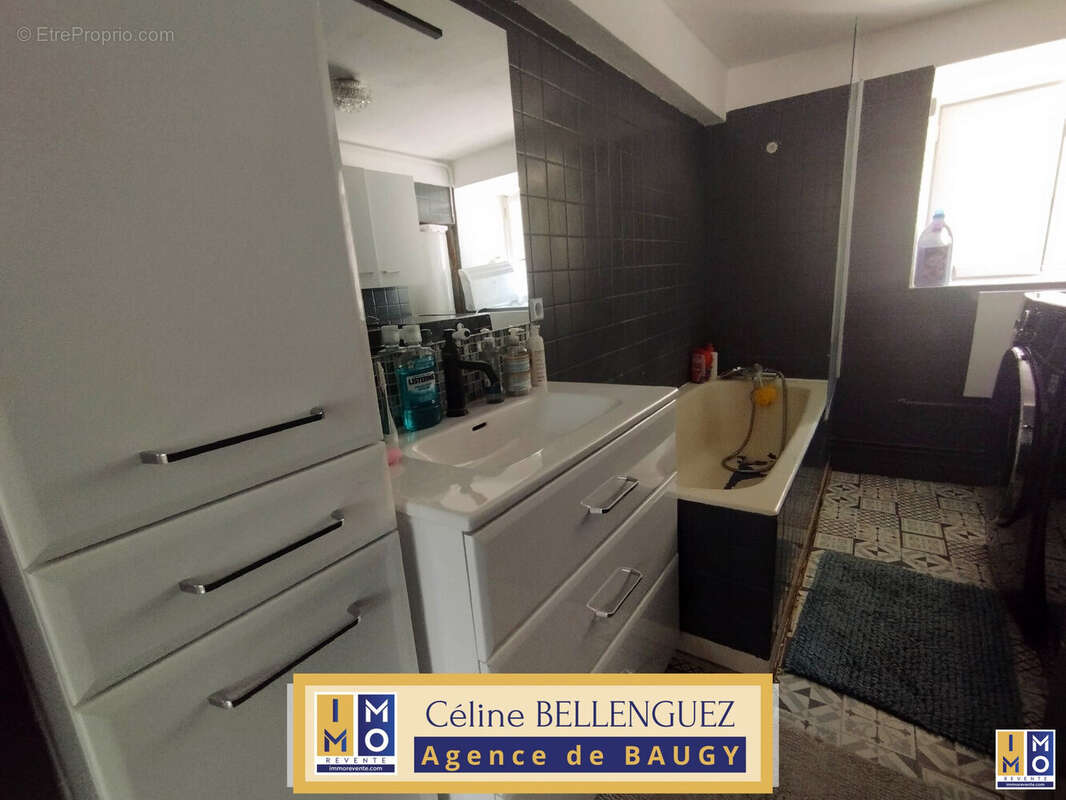 Maison à BENGY-SUR-CRAON