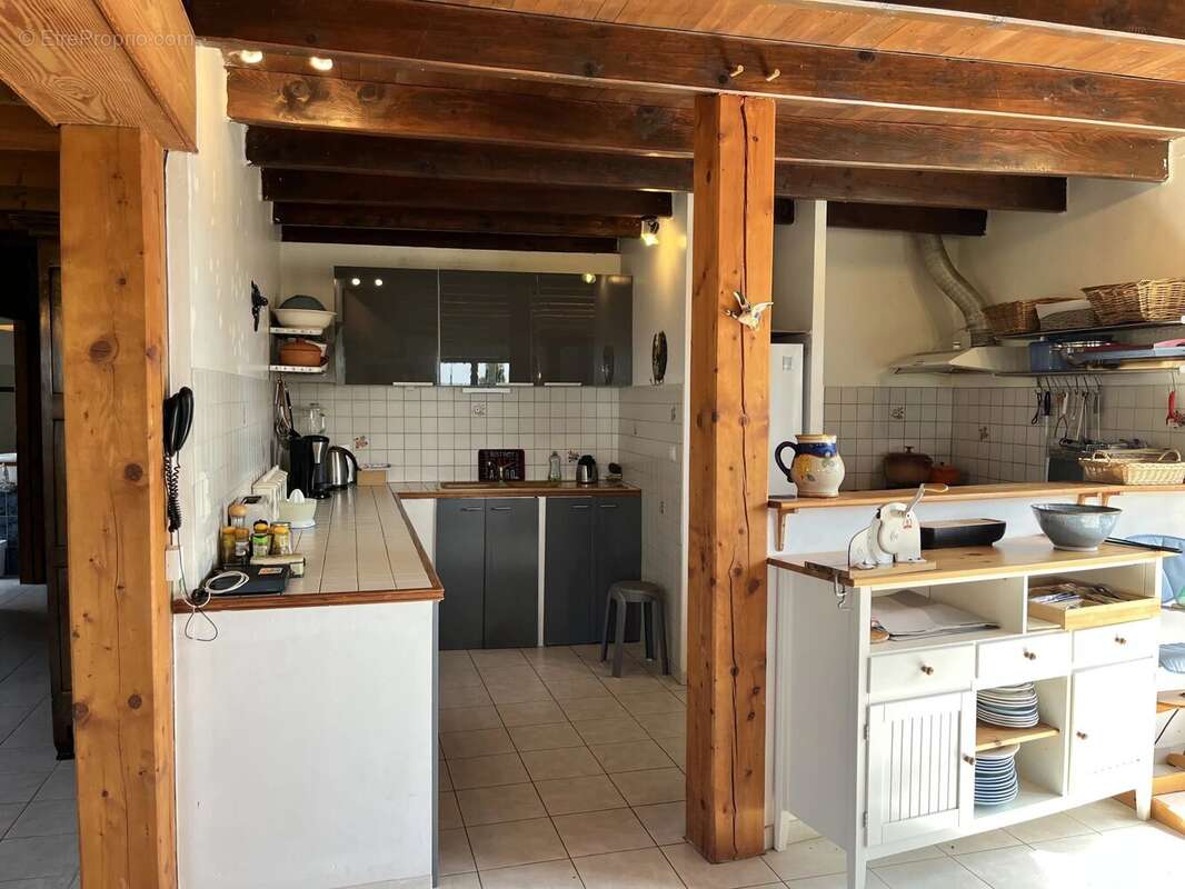 Maison à MONTAIGU-DE-QUERCY