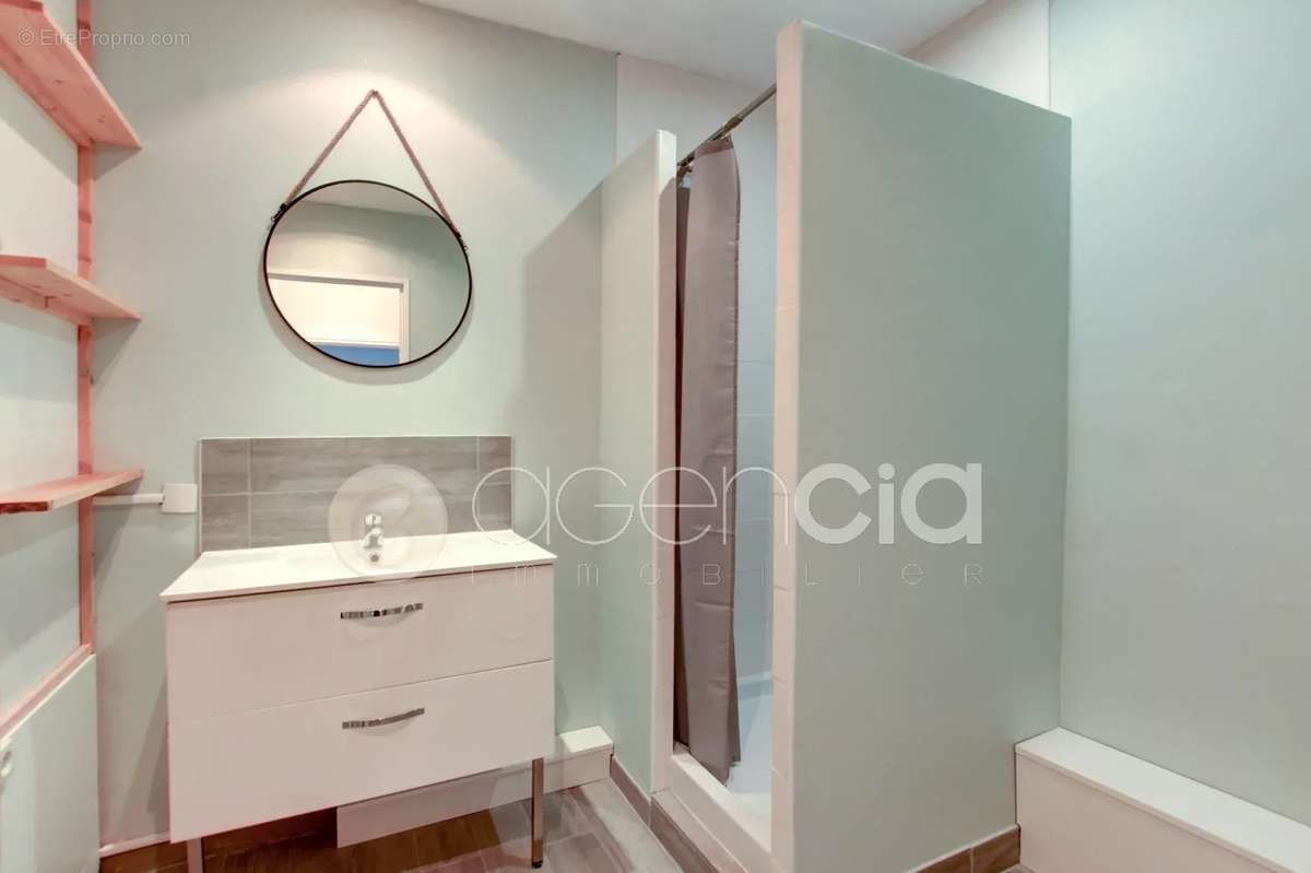 Appartement à VALBONNE