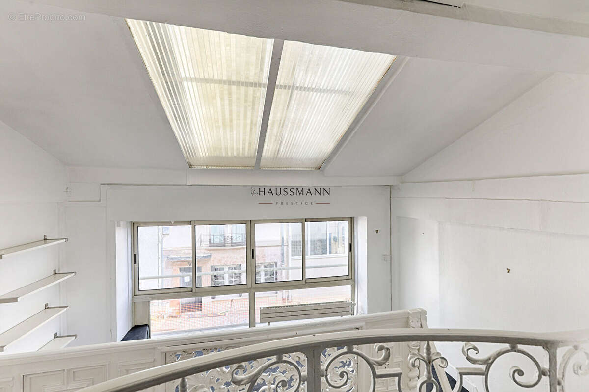 Appartement à PARIS-8E