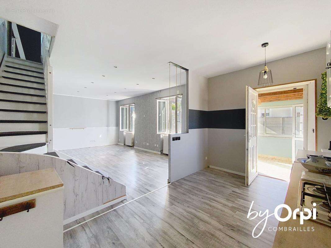 Maison à SAINT-ELOY-LES-MINES