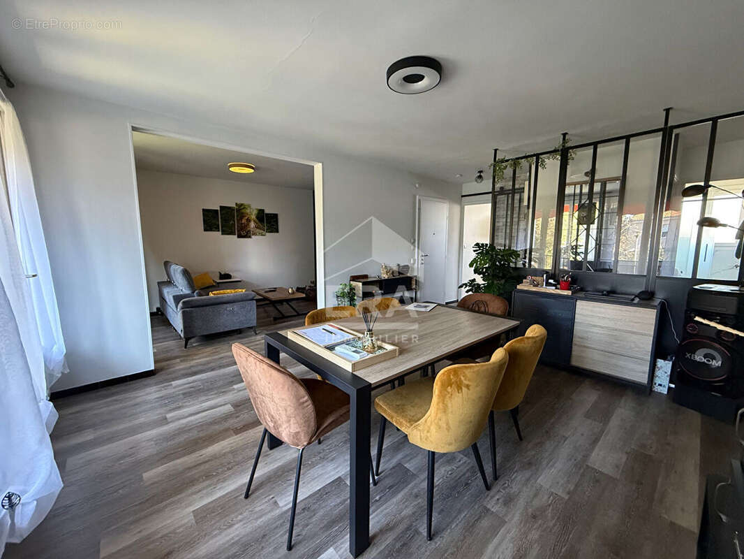Appartement à AUBAGNE