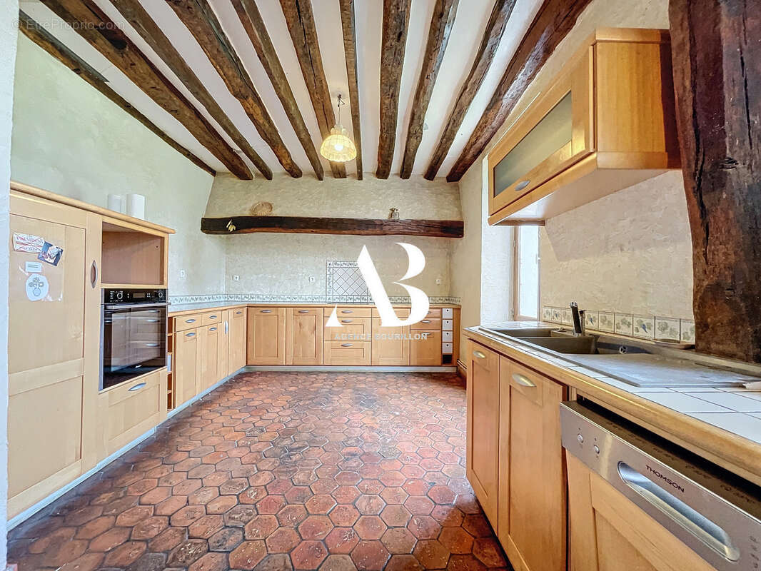 Maison à GRANDPUITS-BAILLY-CARROIS