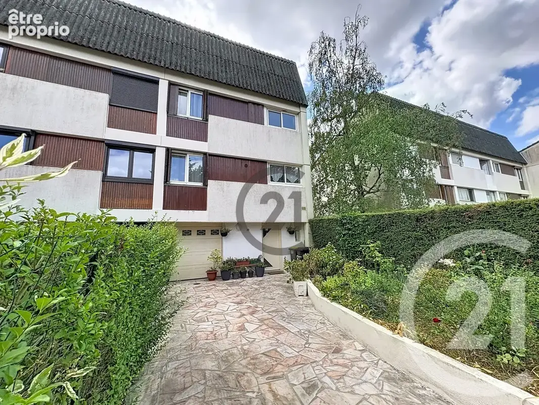 Maison à PONTAULT-COMBAULT