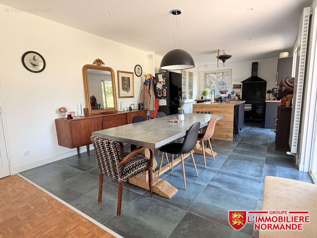 Maison de plain pied - calme - 3 200 m² de terrain - photo 5