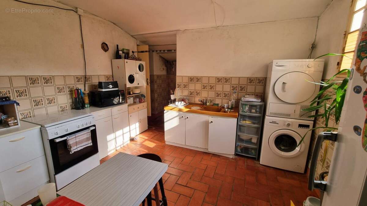Maison à GRUN-BORDAS