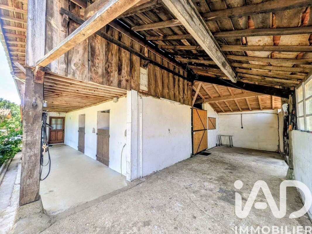 Maison 227 m² à Pujols-Sur-Ciron  - photo 4