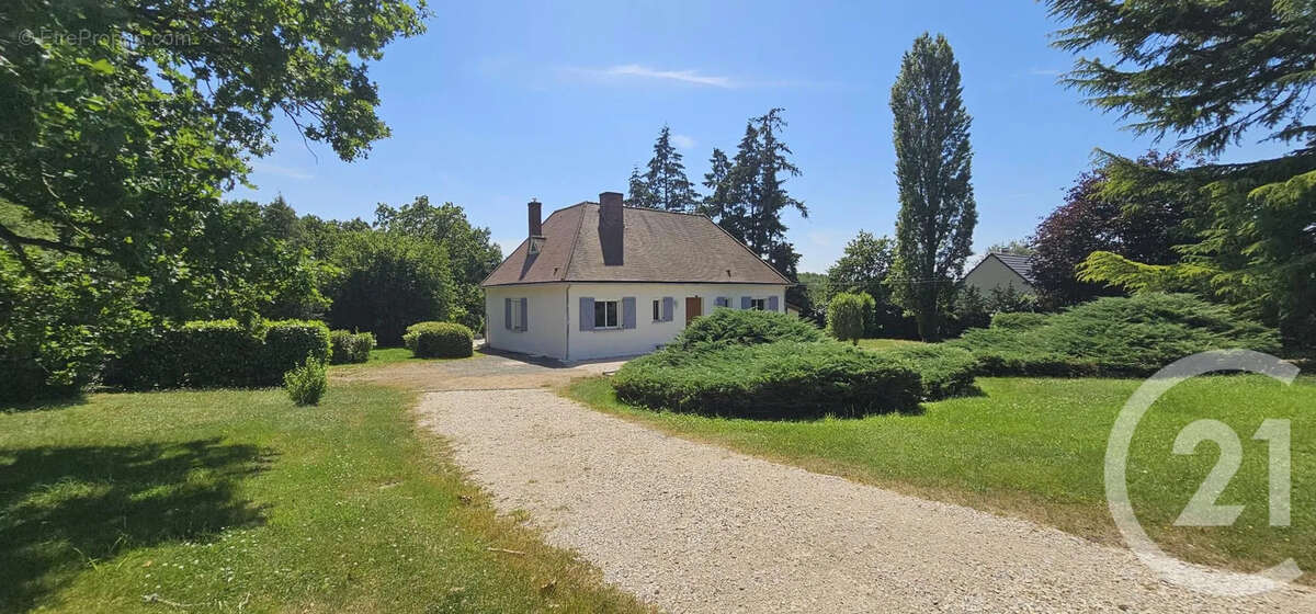Maison à SAINT-MAUR-SUR-LE-LOIR