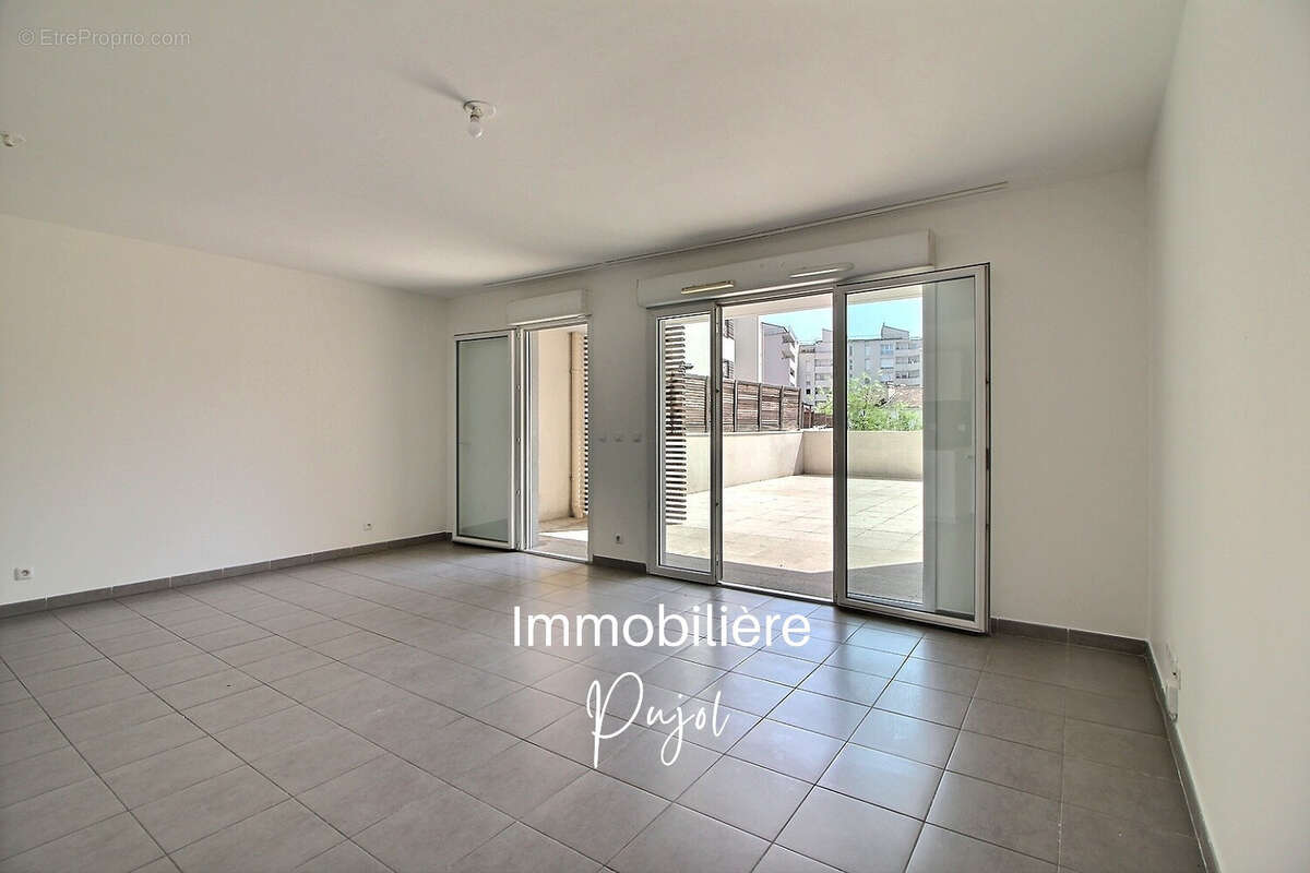 T3 GRANDE TERRASSE, GARAGE DOUBLE (option), au 262 ave de la capelette - 13010 MARSEILLE - photo 9