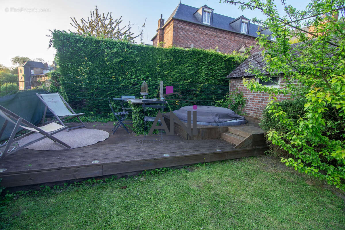 Maison à BACQUEVILLE-EN-CAUX