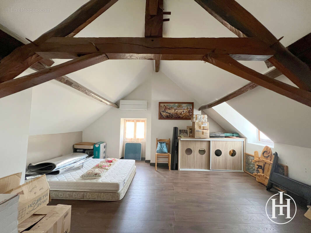 Maison à CHARENTON-DU-CHER