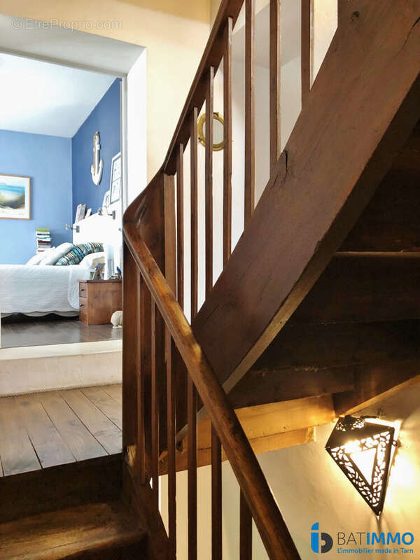 Maison à LABRUGUIERE