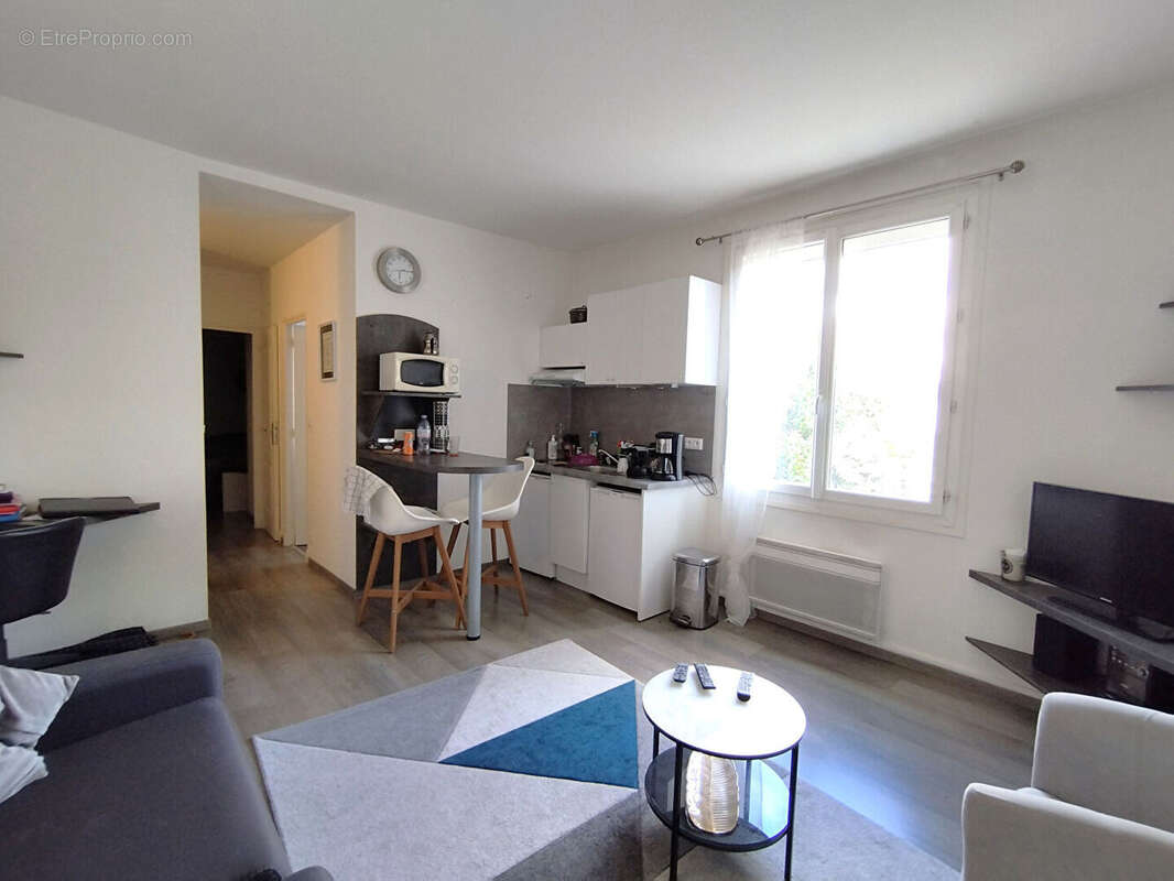 Immeuble de rapport proche gare TGV à Saint Pierre Des Corps 6 appartements loués - photo 6