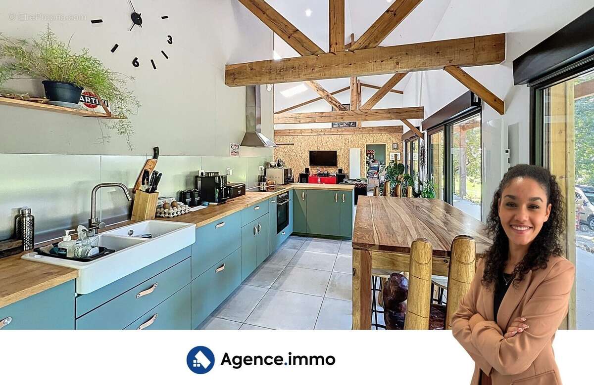 Maison à SAINT-BONNET-SUR-GIRONDE