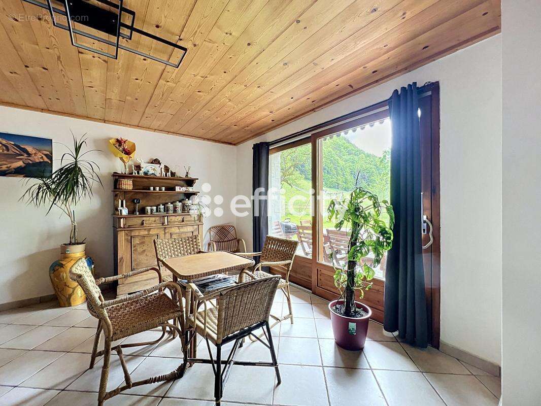 Maison à MEGEVETTE