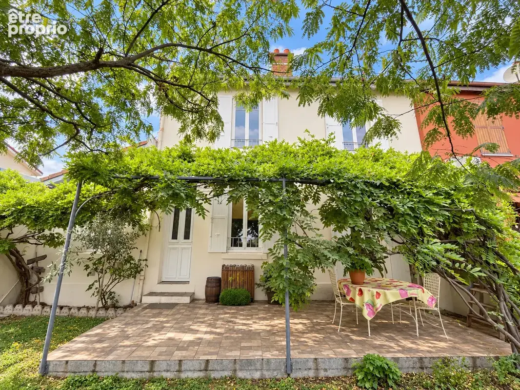 Maison à CLERMONT-FERRAND