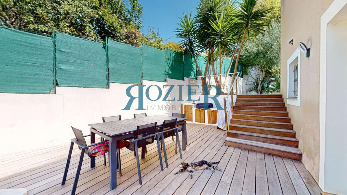 MOUGINS   Maison jumelée provençale avec piscine   4 chambres - photo 12