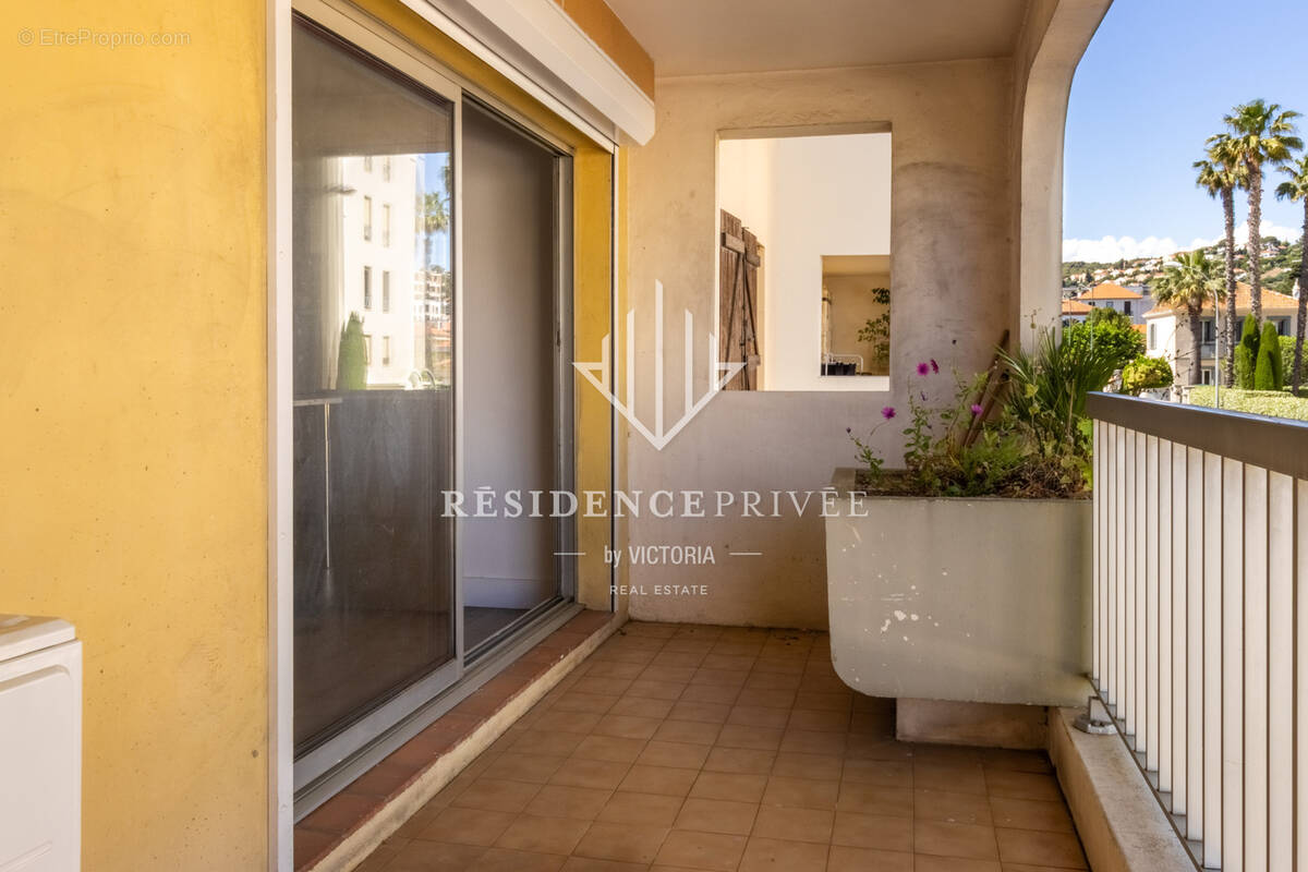 Appartement à HYERES