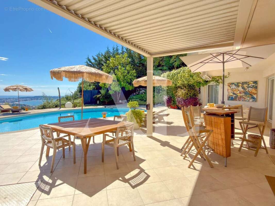 Super-cannes – villa contemporaine avec vue mer panoramique - photo 4