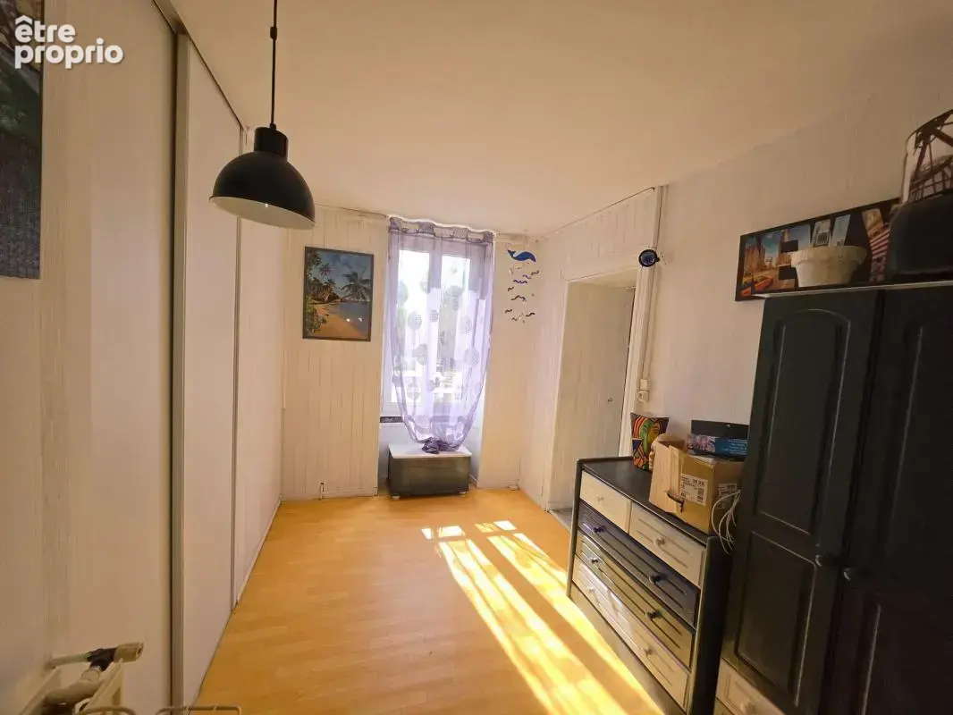 Moutier-sur-le-Lay maison en pierres de 170 m² sur terrain clos de 808 m² - photo 8