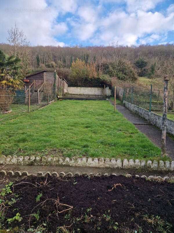 Maison à LILLEBONNE