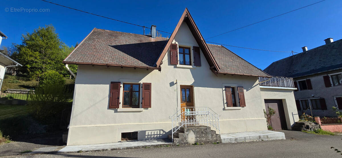Maison à LABAROCHE