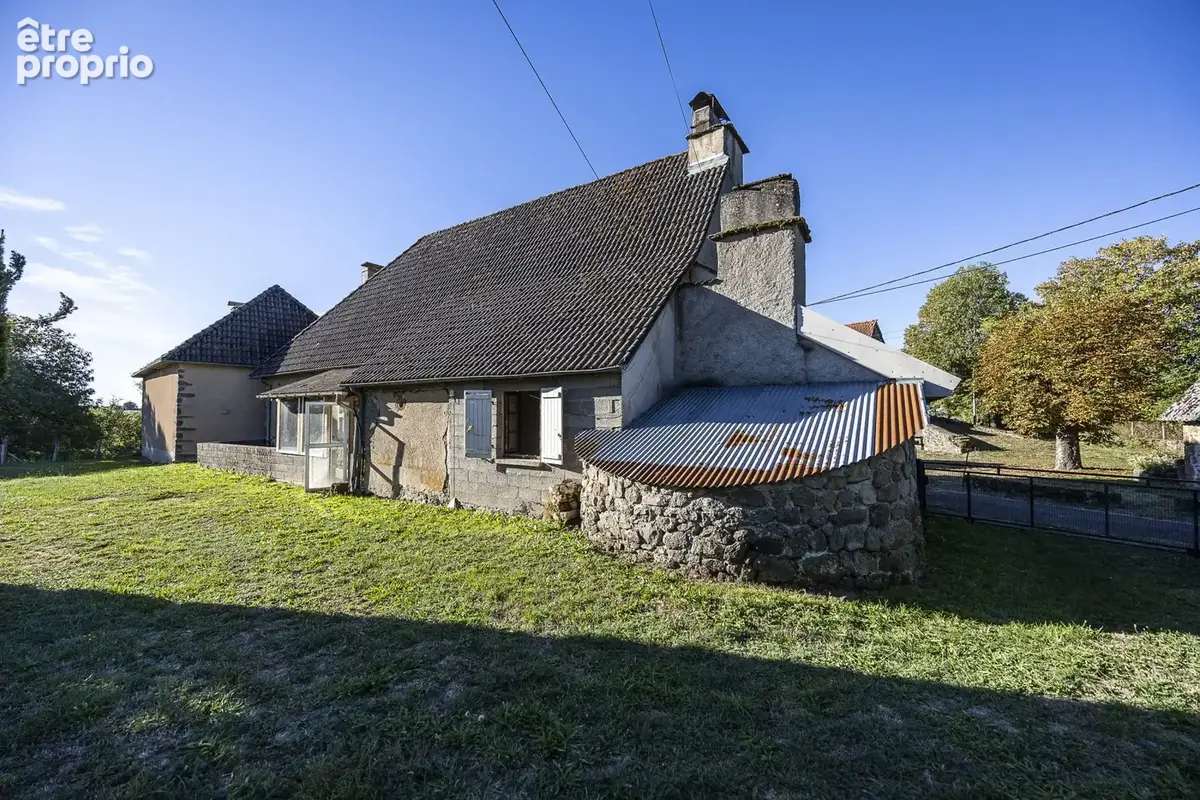 Maison 6 pièces 105 m² à vendre à Pleaux (15700) - photo 5
