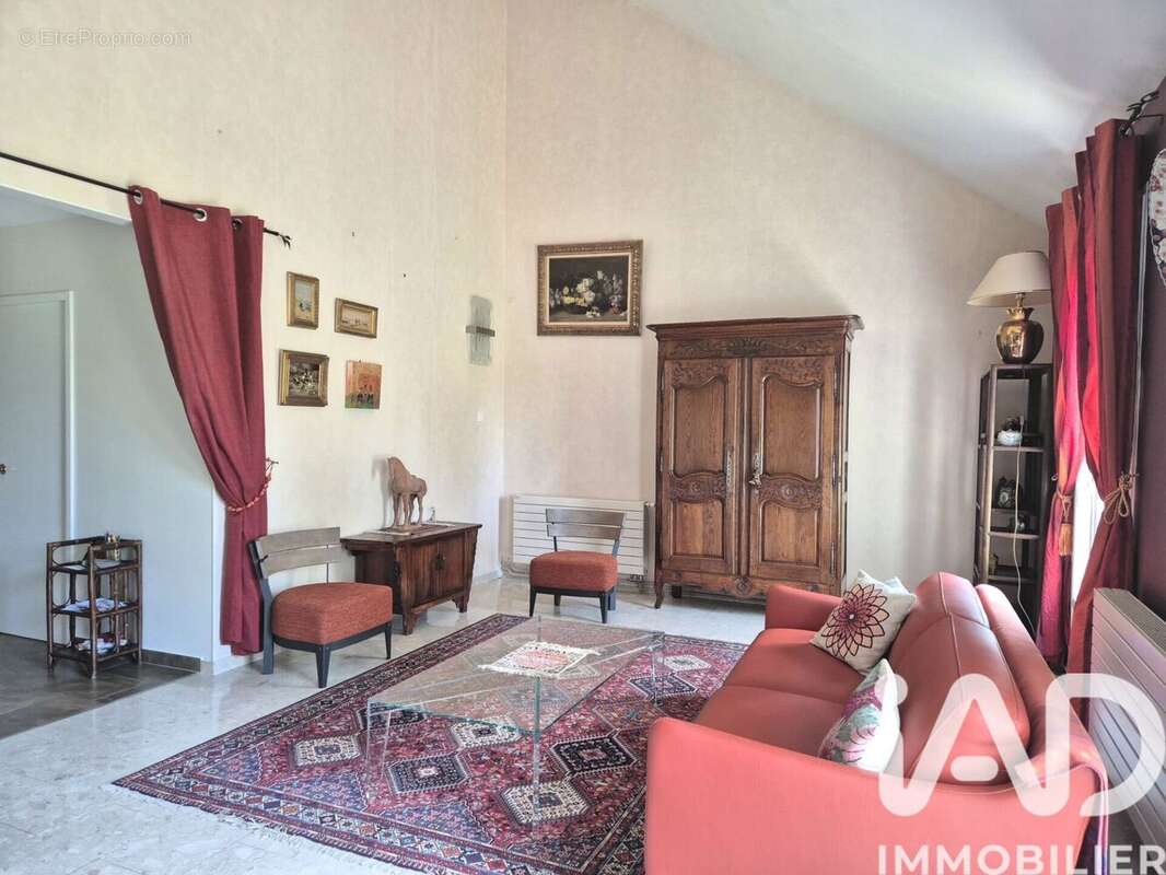 Photo 4 - Maison à SAINT-GERMAIN-LES-CORBEIL