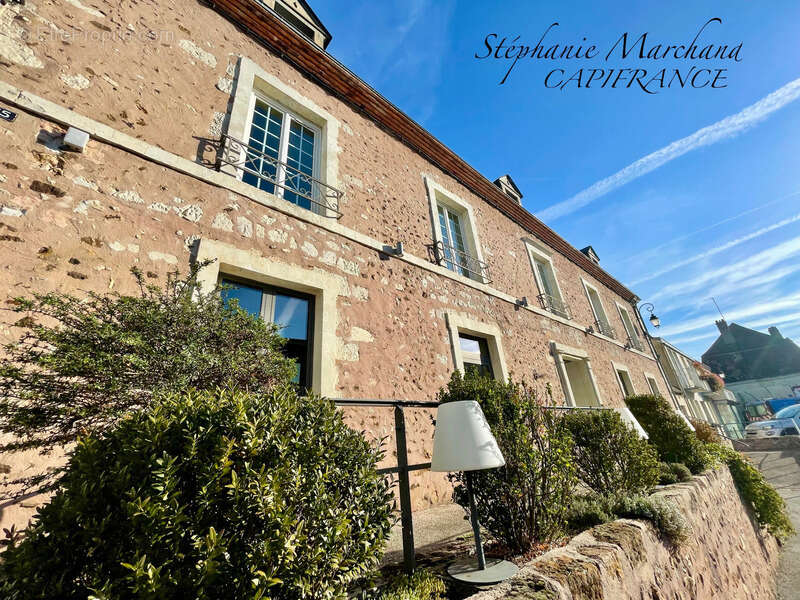 Maison à THIRON-GARDAIS