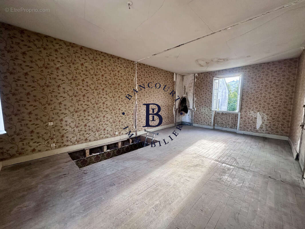 Maison à BRIVE-LA-GAILLARDE