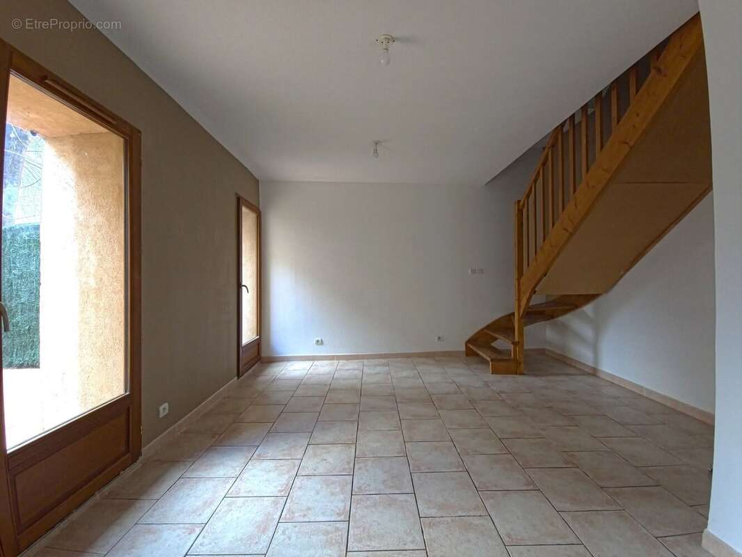 Appartement à AUBAGNE