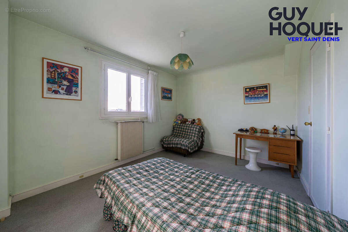 Maison à VERT-SAINT-DENIS