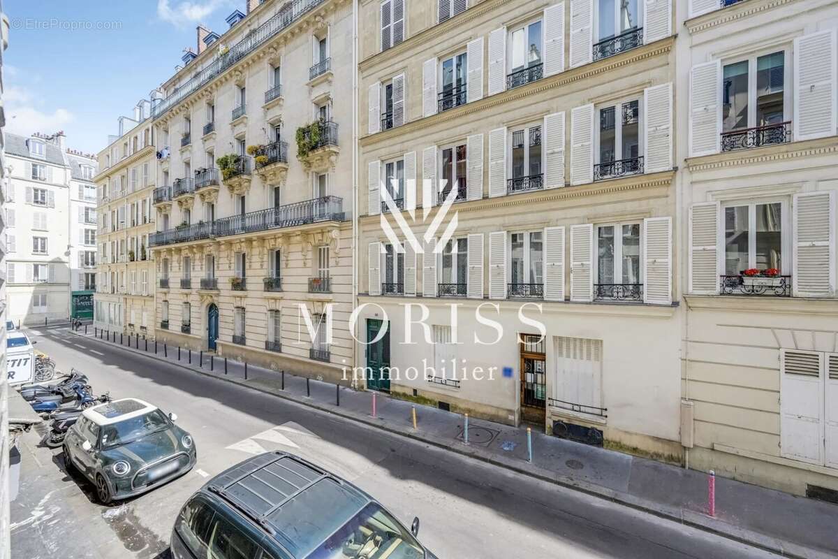 Appartement à PARIS-17E